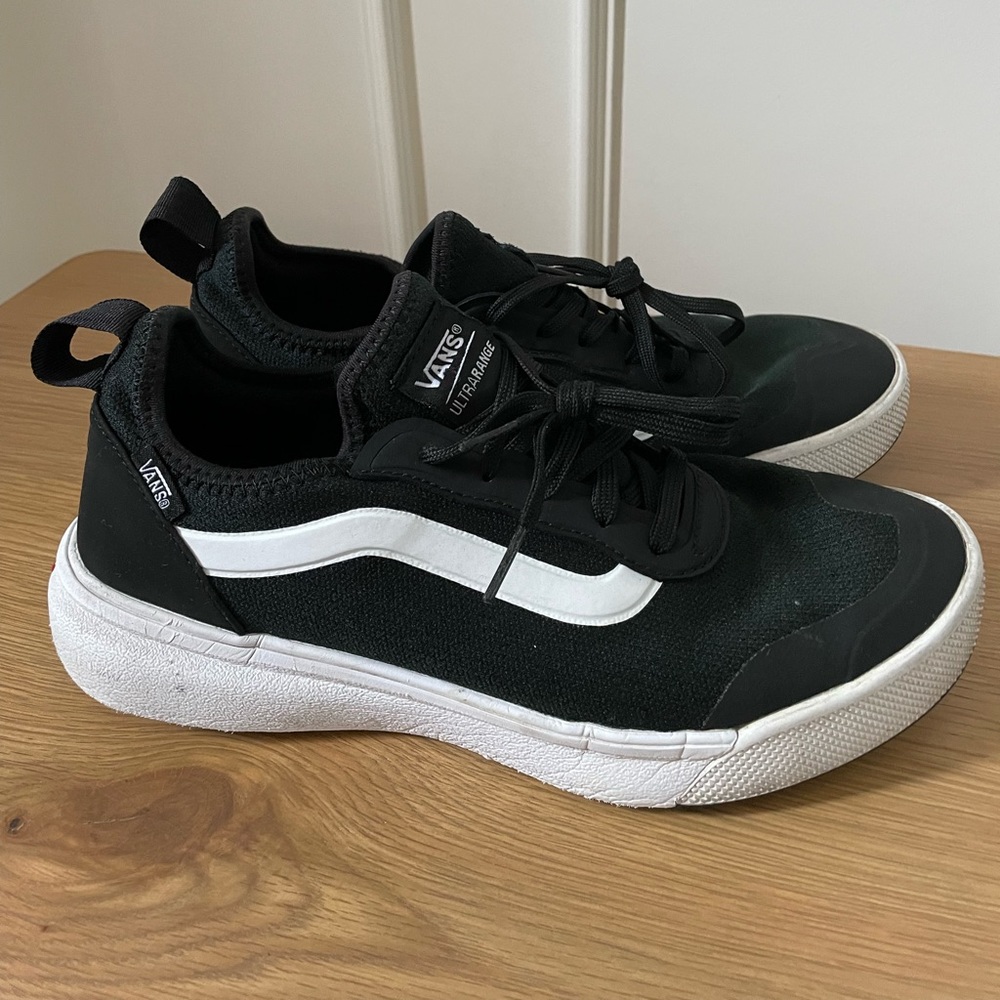VANS ULTRARANGE ULTRACUSH SZ 9